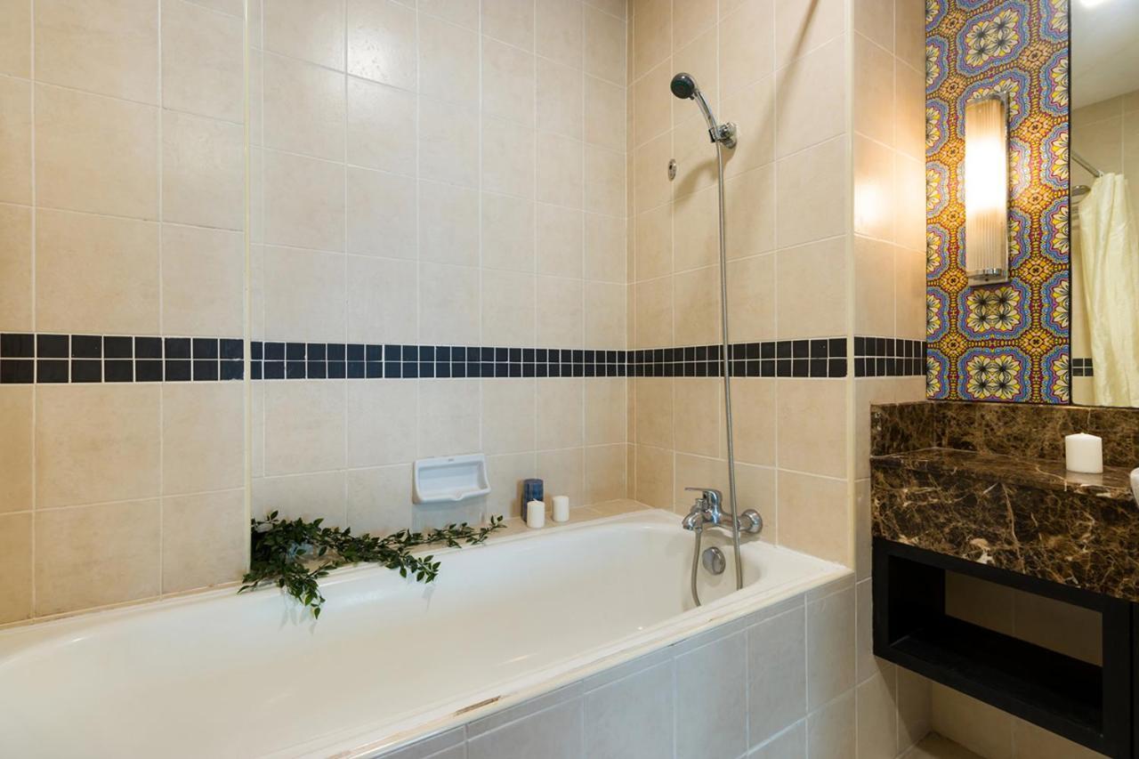 Hauzz Seri Bukit Ceylon Residence クアラルンプール エクステリア 写真